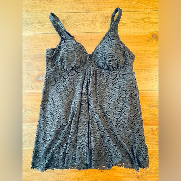 Swim Solutions | Women's Tummy-Control | Flyaway Crochet Swimdress | 18 - Picture 3 of 6